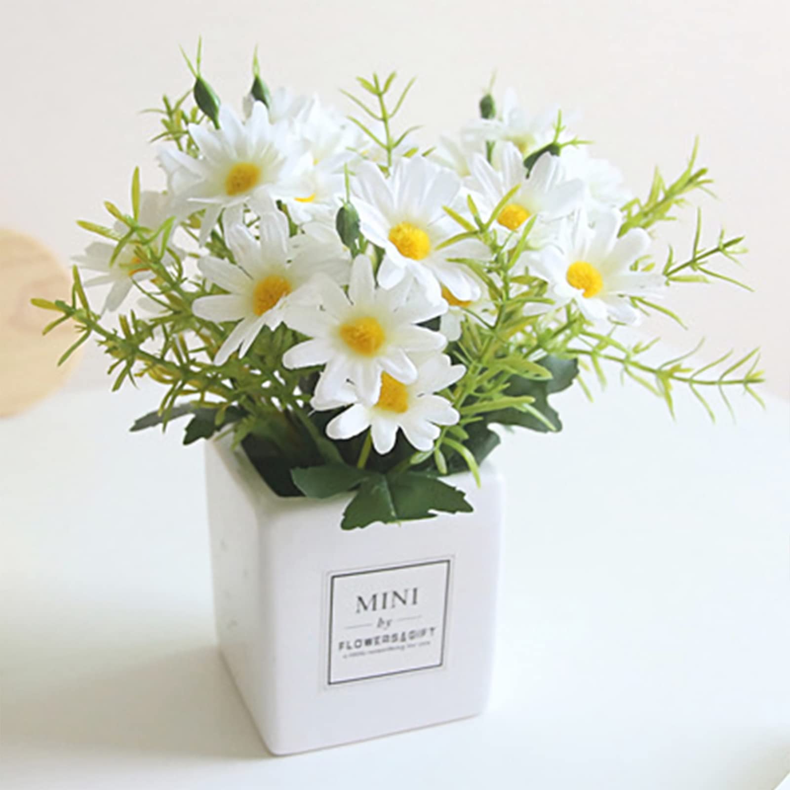 artificial daisy flowers, decor the house with elegance of daisies.